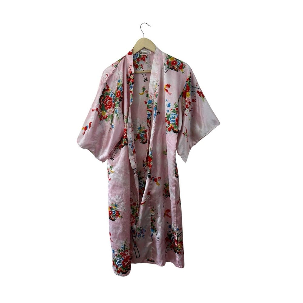 Vintage Ichiban Japanese Kimono Robe Pink Satin Like Asian Japan Womens READ
